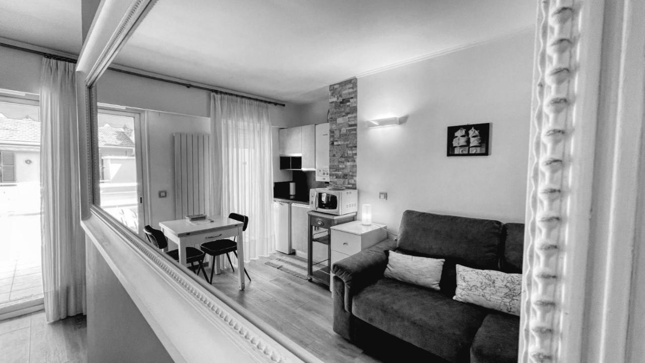Petit Bijoux Apartamento Beausoleil Exterior foto